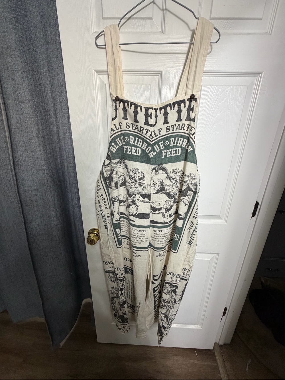 Vintage sack Cream & Green womens overalls